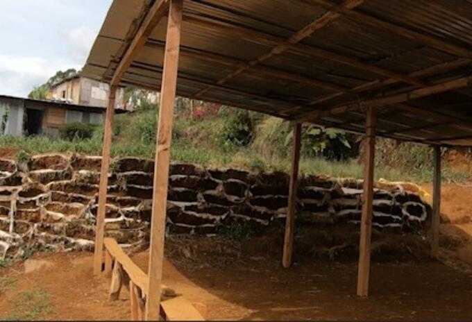 En este lugar se construirá la biblioteca en la Comuna 1 Popular de Medellín.