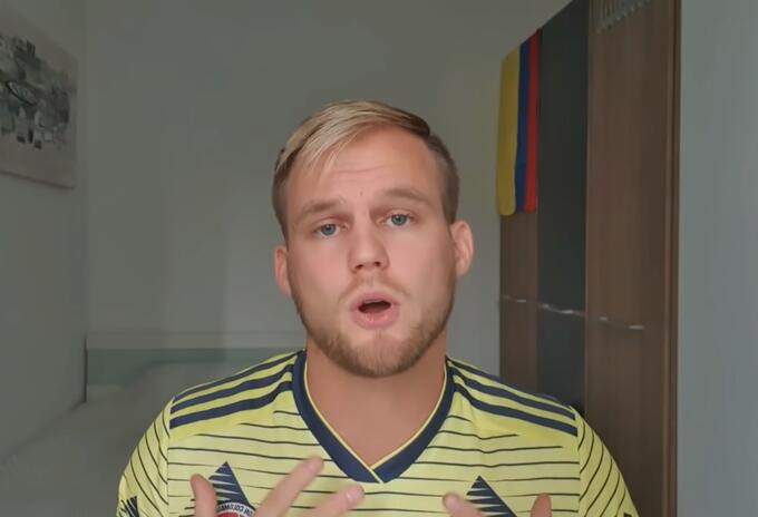 Dominic Colombia Dominic Colombia
