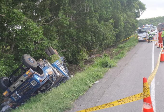 Las cuatro personas que perecieron en el accidente, habrían pedido el chance para llegar a Barranquilla