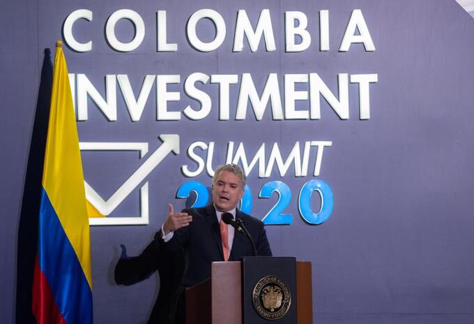 Duque en evento invesment