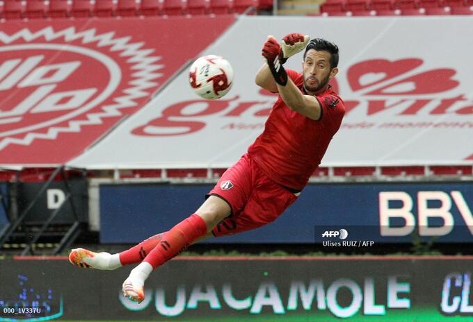 Camilo Vargas, Atlas
