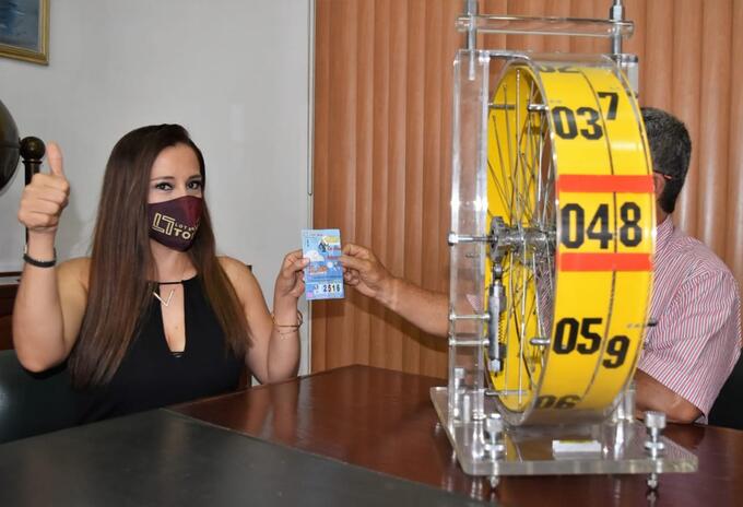 Lotería del Tolima entrega premio mayor