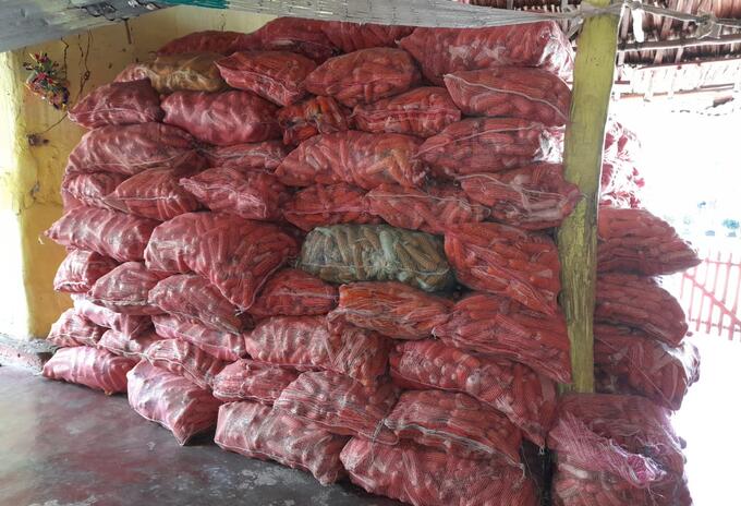 Los agricultores exigen garantías para la comercialización.