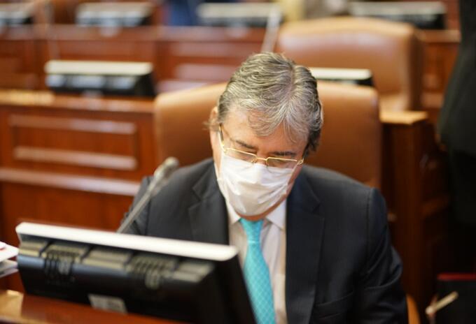 Debate de moción de censura a MinDefensa Carlos Holmes.