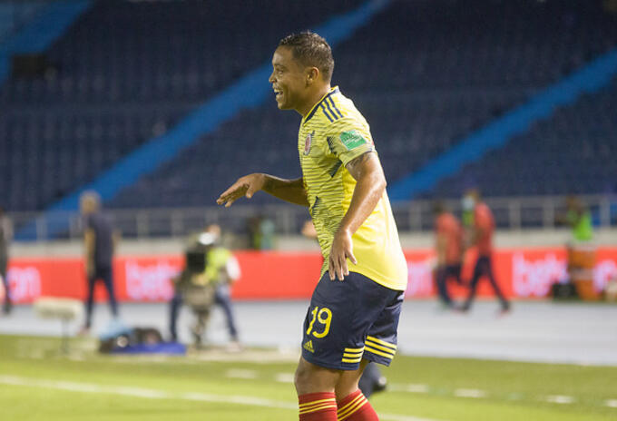 LUIS FERNANDO MURIEL LUIS FERNANDO MURIEL