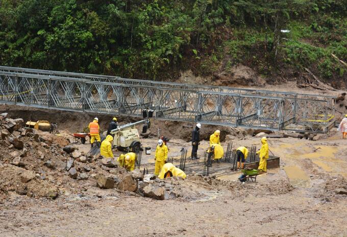 Puente Metálico