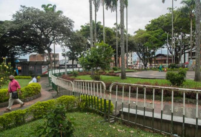 Parquies cerrados en Pereira