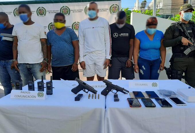 En total fueron 13 personas capturadas, pertenecientes al Clan del Golfo encargadas de la comercialización de estupefacientes.
