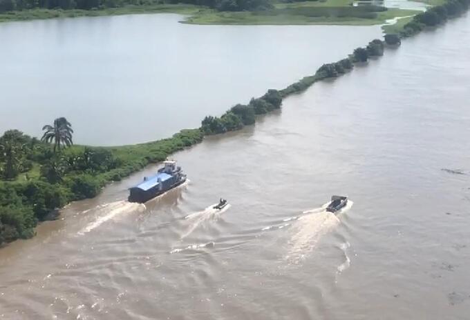 La Policía y Armada Nacional realizan recorridos en el Parque Isla Salamanca.