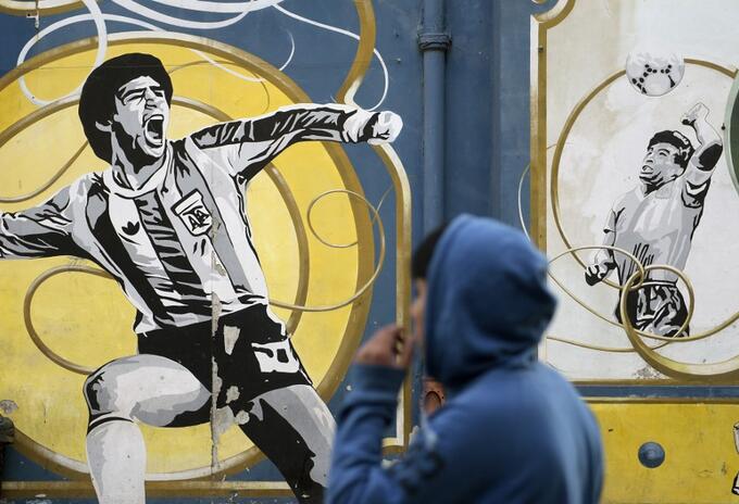 Diego Maradona, mano de Dios