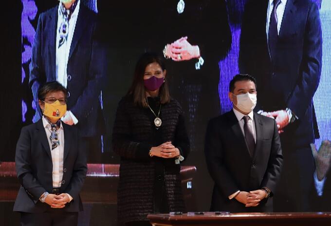 Firma de convenios entre Bogotá y Cundinamarca