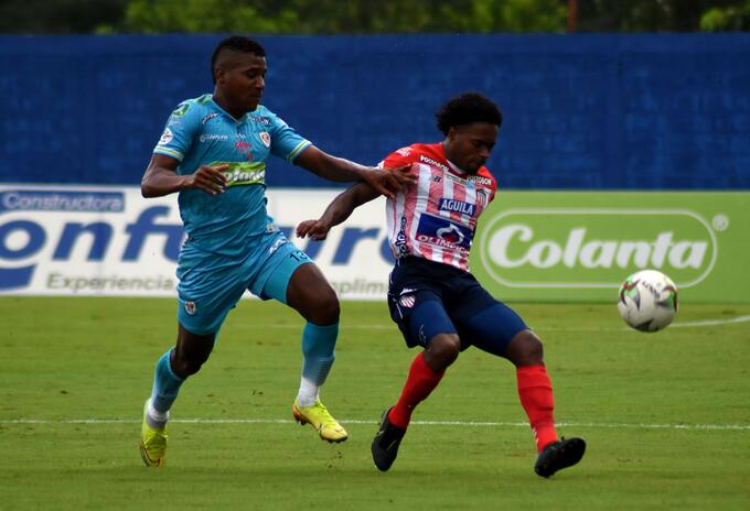 Fútbol colombiano: Jaguares empató 2-2 con Junior | RCN Radio