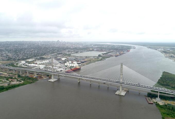 Panorámica sobre el río Magdalena