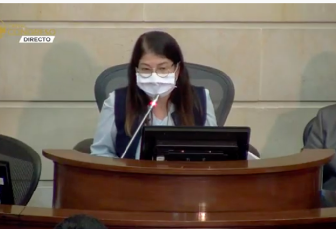 Criselda Lobo, preside sesión plenaria