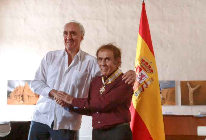David Manzur