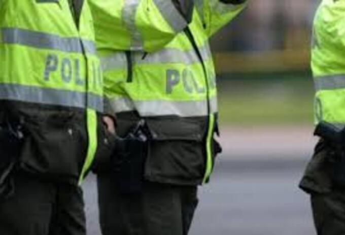 Policías