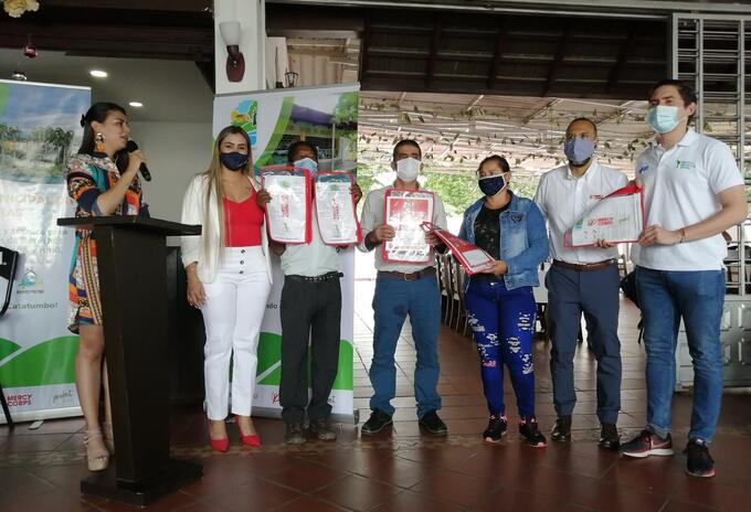 Entrega de Títulos de tierras en el municipio de Tibú