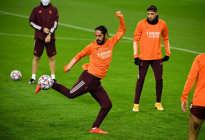 Isco entrenando con Real Madrid Isco entrenando con Real Madrid