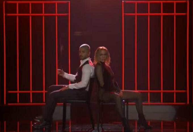 Jennifer López y Maluma en los American Music Awards 2020