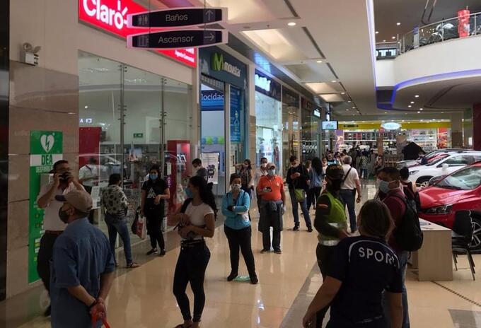 En octubre, un 24% de los comerciantes del país lograron incrementar su volumen de ventas y el 46% reportó disminución