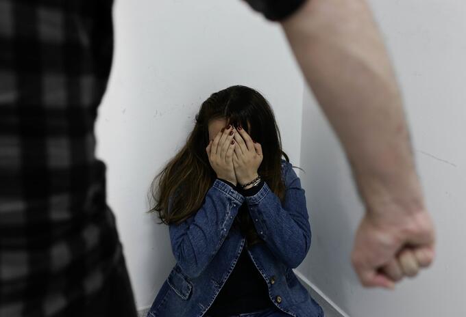 Violencia Mujer niños