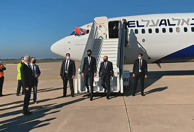 Primer vuelo entre Israel y Marruecos aterriza en Rabat