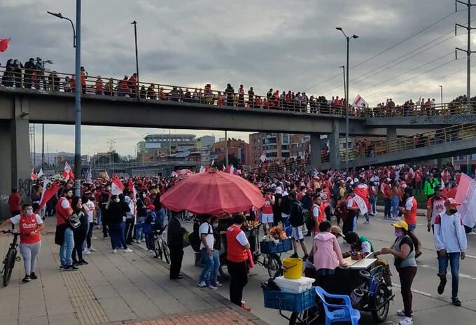 Hinchas de Santa Fe en el Campin