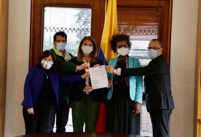 Vicepresidencia, Minciencias y Ecopetrol firman acuerdo de cara a la transición energética
