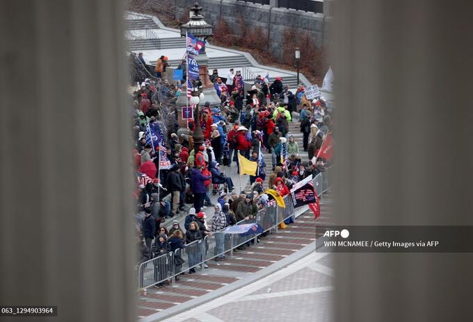 Seguidores de Trump en el Capitolio Seguidores de Trump en el Capitolio