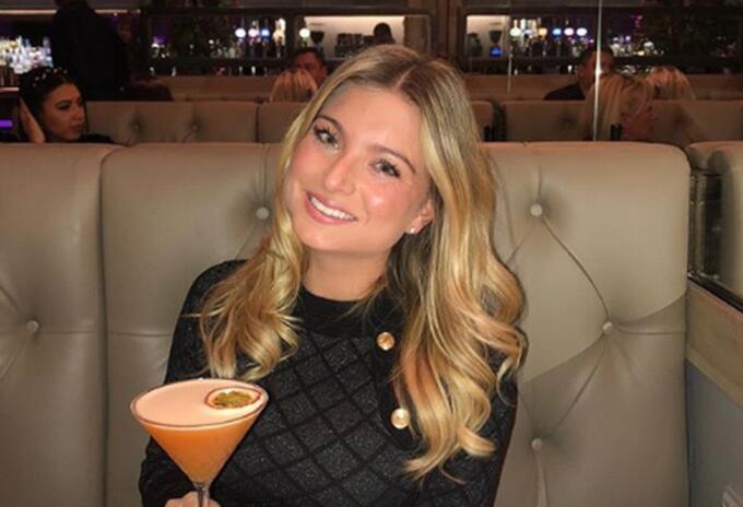 Zara Holland Zara Holland