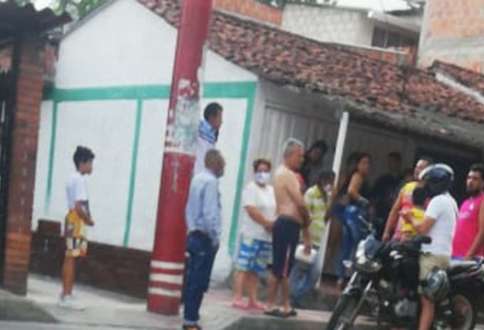 Menor de edad habría resultado herida en medio de un procedimiento policial