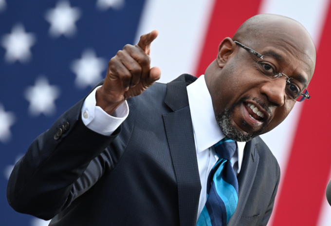 Reverendo Raphael Warnock, senador por el estado de Georgia, EE.UU.