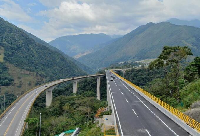 Vía Bogotá - Villavicencio
