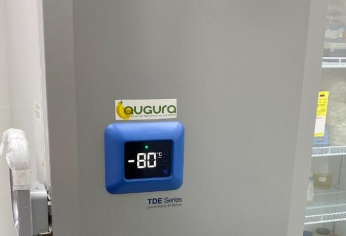 Este es el ultracongelador prestado por Augura para las vacunas.