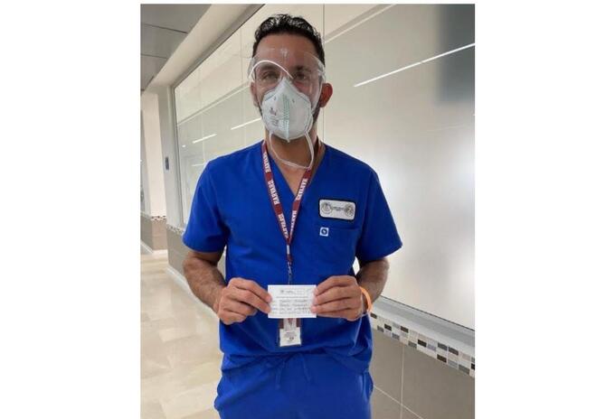 Camilo Reyes, médico cirujano