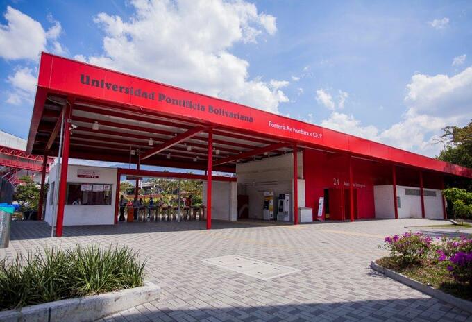 La UPB será una de las universidades que retomará las clases presenciales en Medellín.