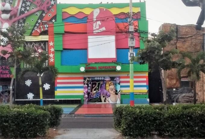 Discoteca con conexión ilegal de energía.