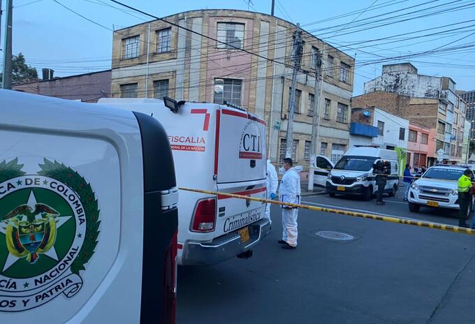 Balacera deja un muerto durante robo de Vehículo