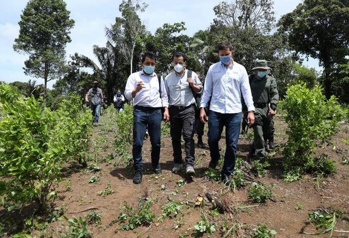 El ministro de Justicia Wilson Ruiz Orejuela, visitó varios municipios de Nariño y se refirió a los cultivos ilícitos