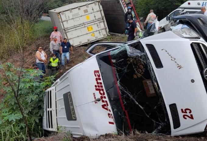 Accidente en vías del Valle Accidente en vías del Valle