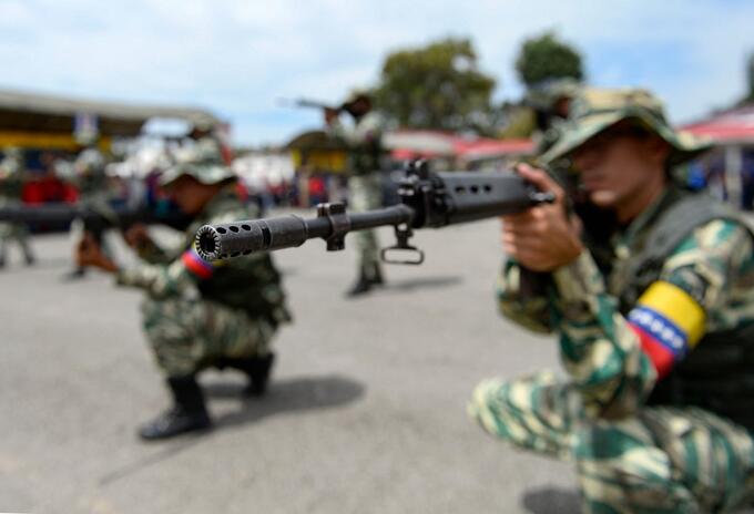 Militares venezolanos