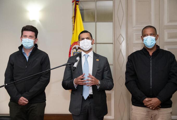Ministro del Interior, Daniel Palacios en compañía del Ministro de Defensa, Diego Molano