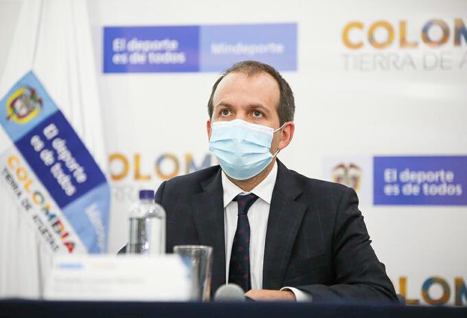 Ministro del Deporte - Ernesto Lucena