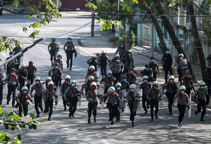Violencia en Birmania: 10 manifestantes muertos en medio de protestas | RCN Radio