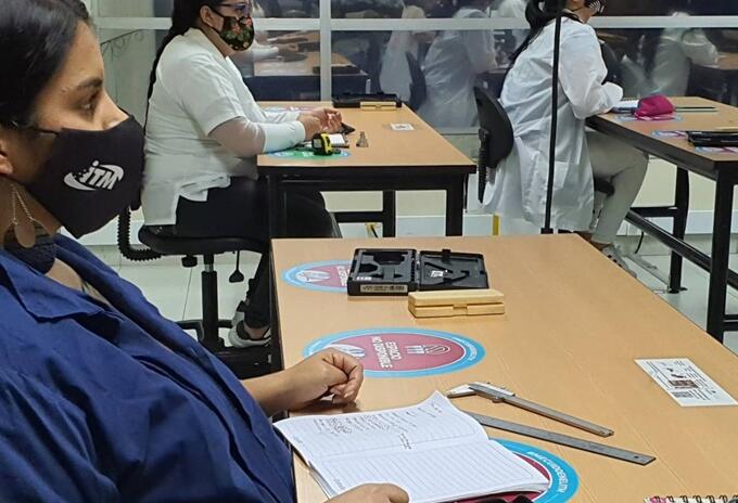 Referencia estudiantes del Instituto Tecnológico Metropolitana de Medellín (ITM).