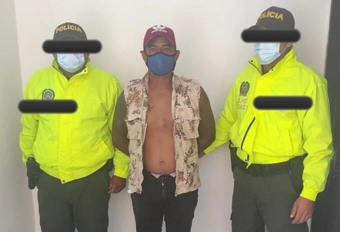 El hombre habría abusado y embarazado a su hija.