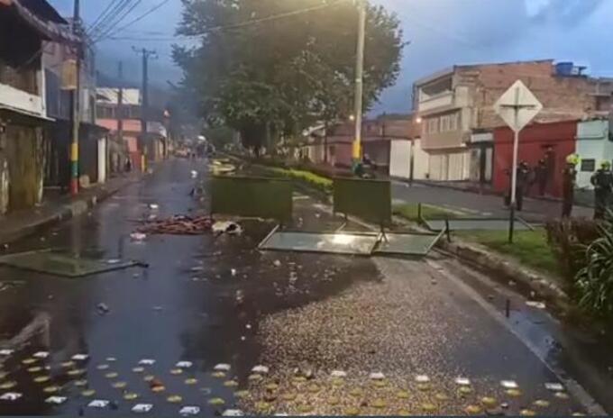 Desórdenes en la Calle 37 de Ibagué.