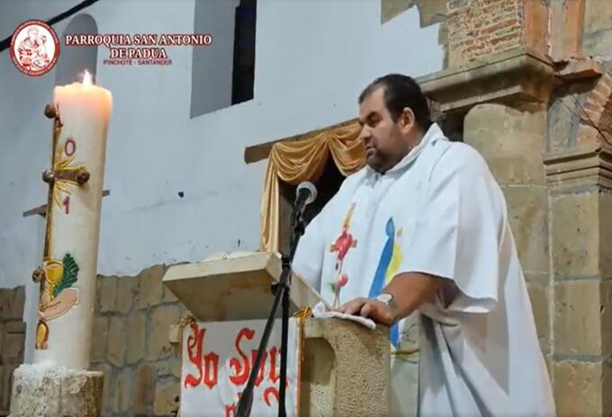 Pastor se queja contra reforma tributaria