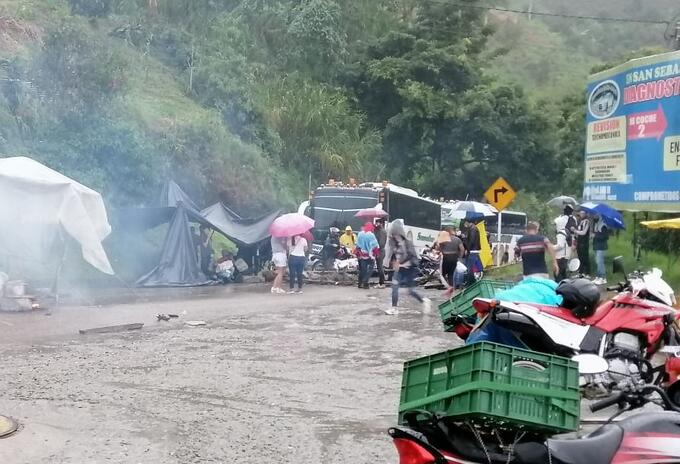 Protesta vía Fresno - Manizales.