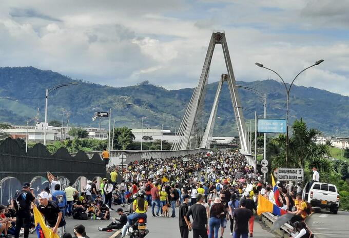 Protestas En Risaralda Cuatro Cai Y 12 Locales Comerciales Afectados Rcn Radio